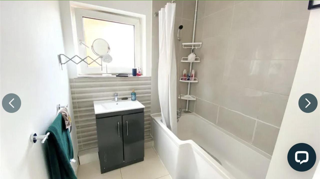 4 Bedroom Property Which Sleeps 8 Very Close To The Harry Potter Studio And Watford Junction 외부 사진